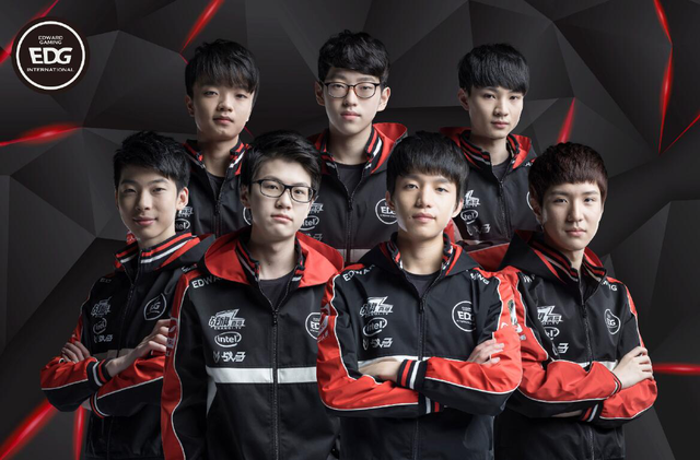 片与球队基 片与球队基