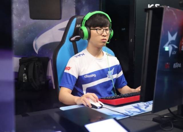 织将在对富 织将在对富